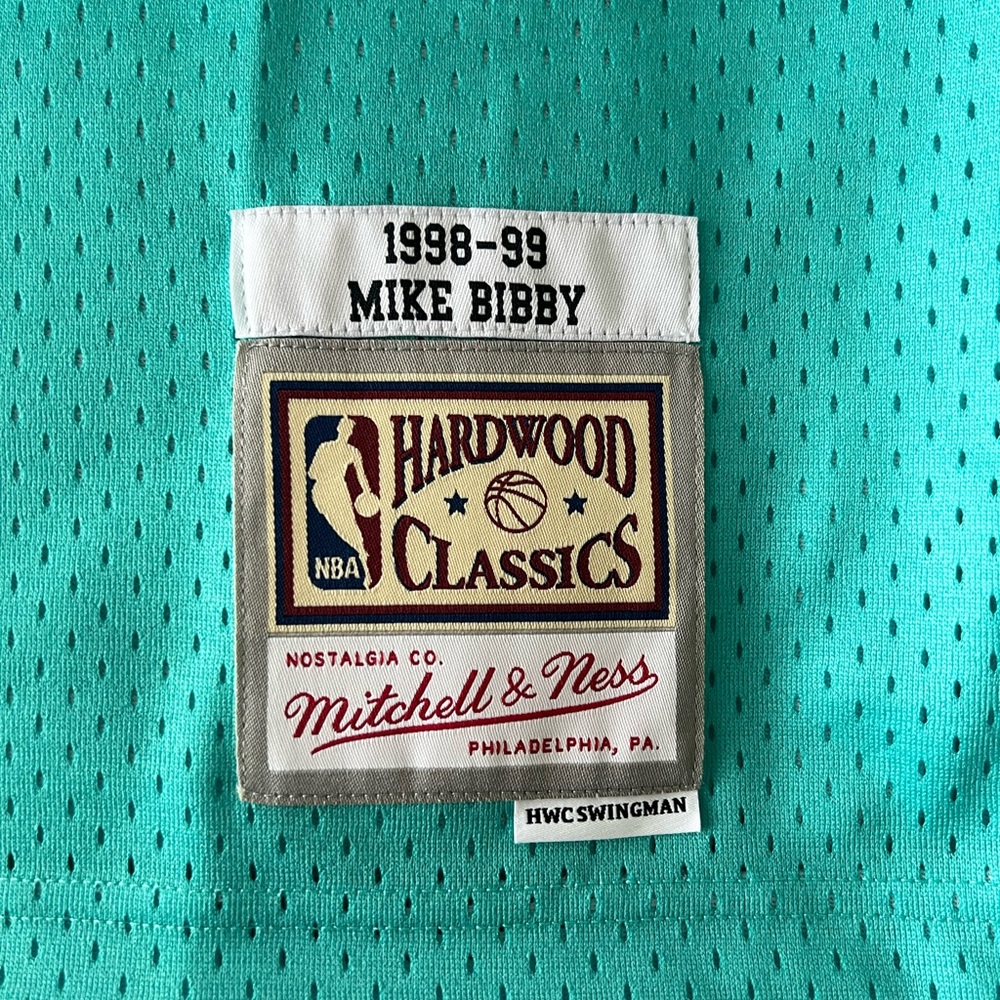 Men's Vancouver Grizzlies Mitchell & Ness 1998 Mike Bibby Hardwood Classics